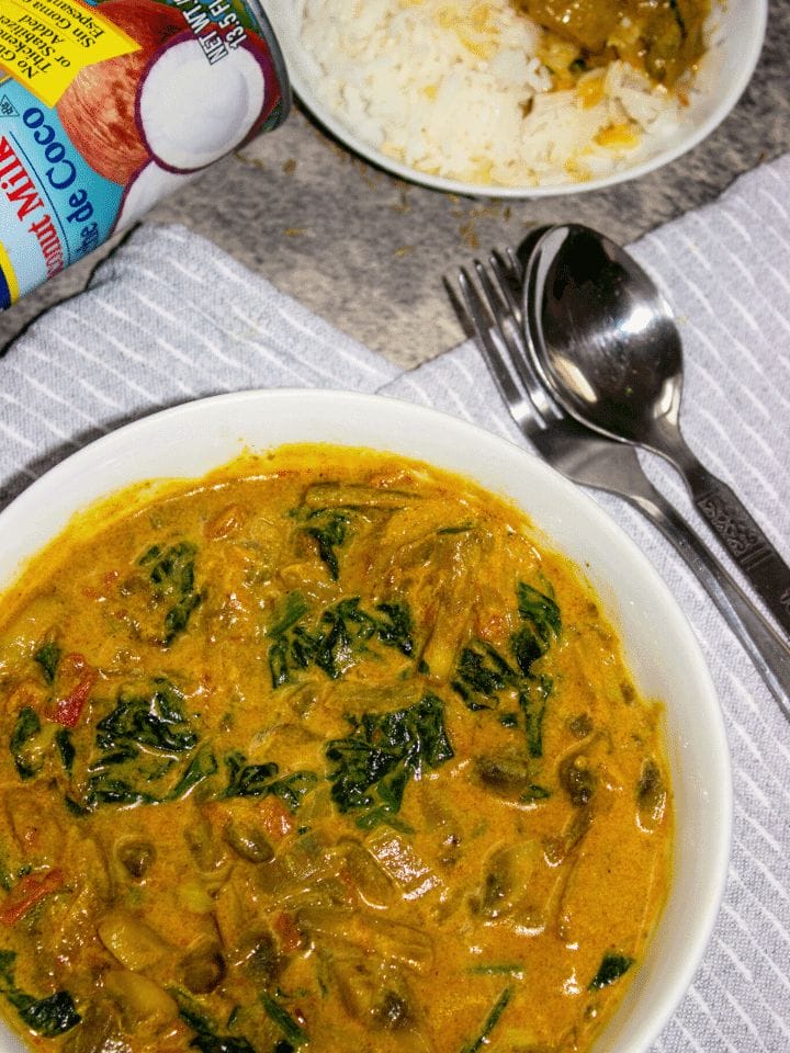 Creamy mushroom spinach curry with coconut milk