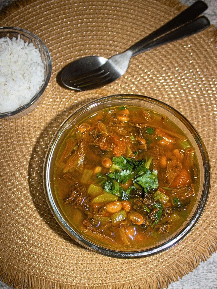 GUNDRUK BHATMAS JHOL SOUP