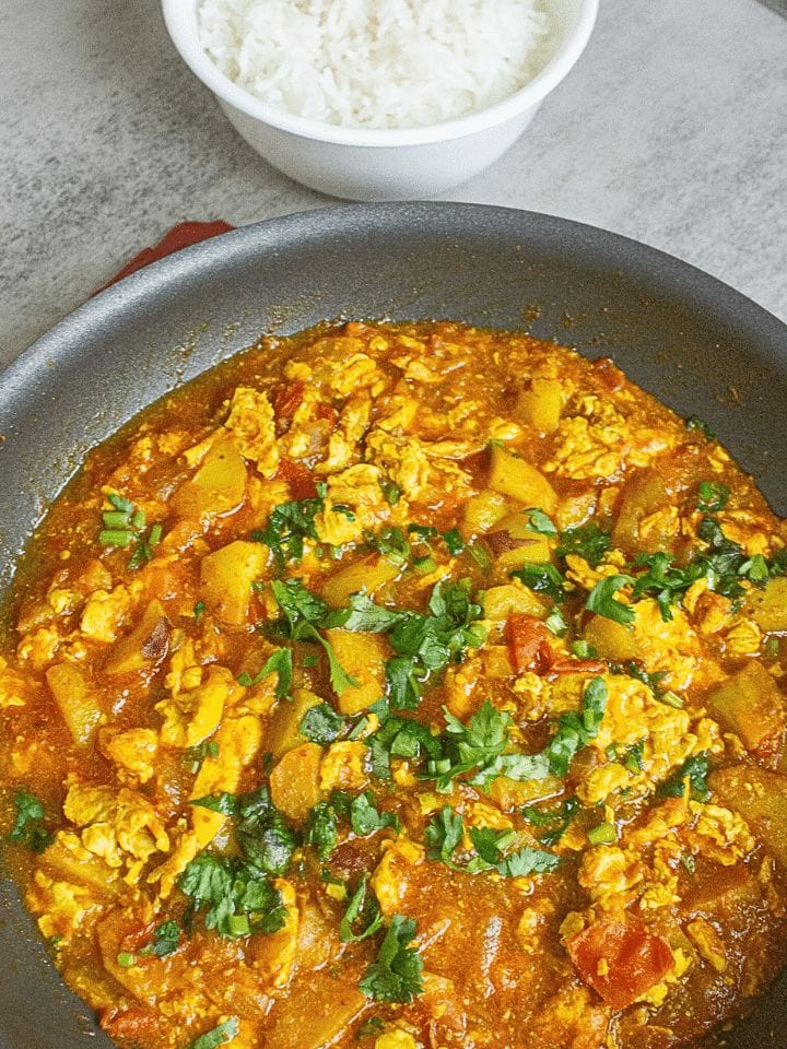 scrambled potato egg curry (2)
